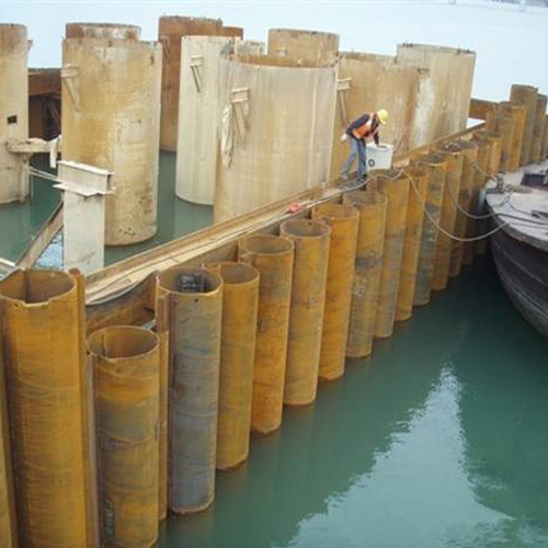 延安钢护筒现场安装